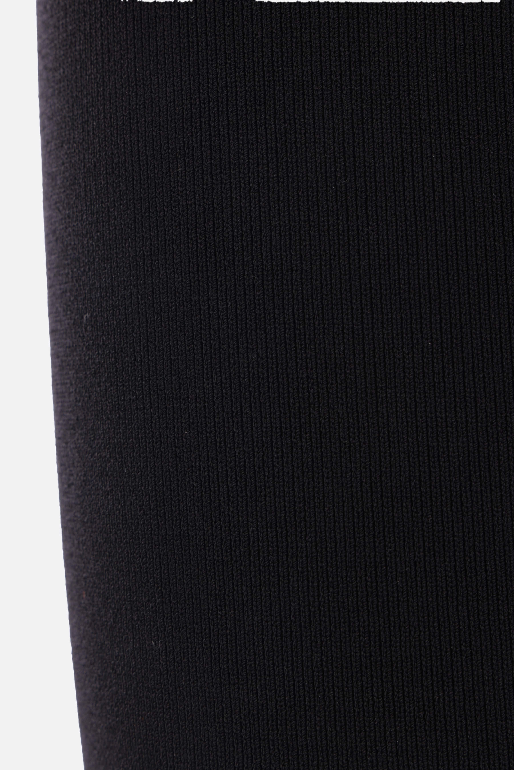 compact knit capri trousers