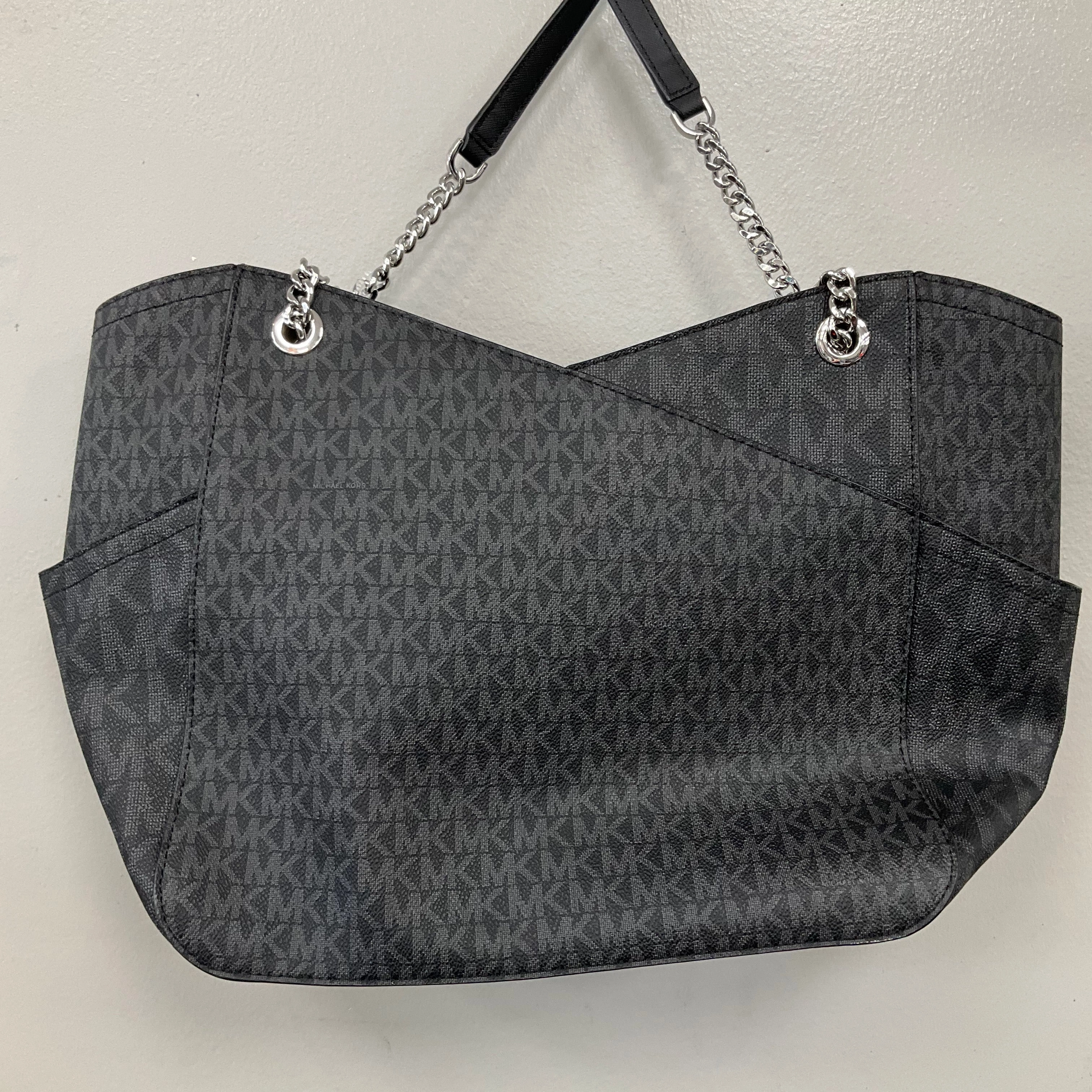 Handbag Designer By Michael Kors In Black & Silver, Size:Large