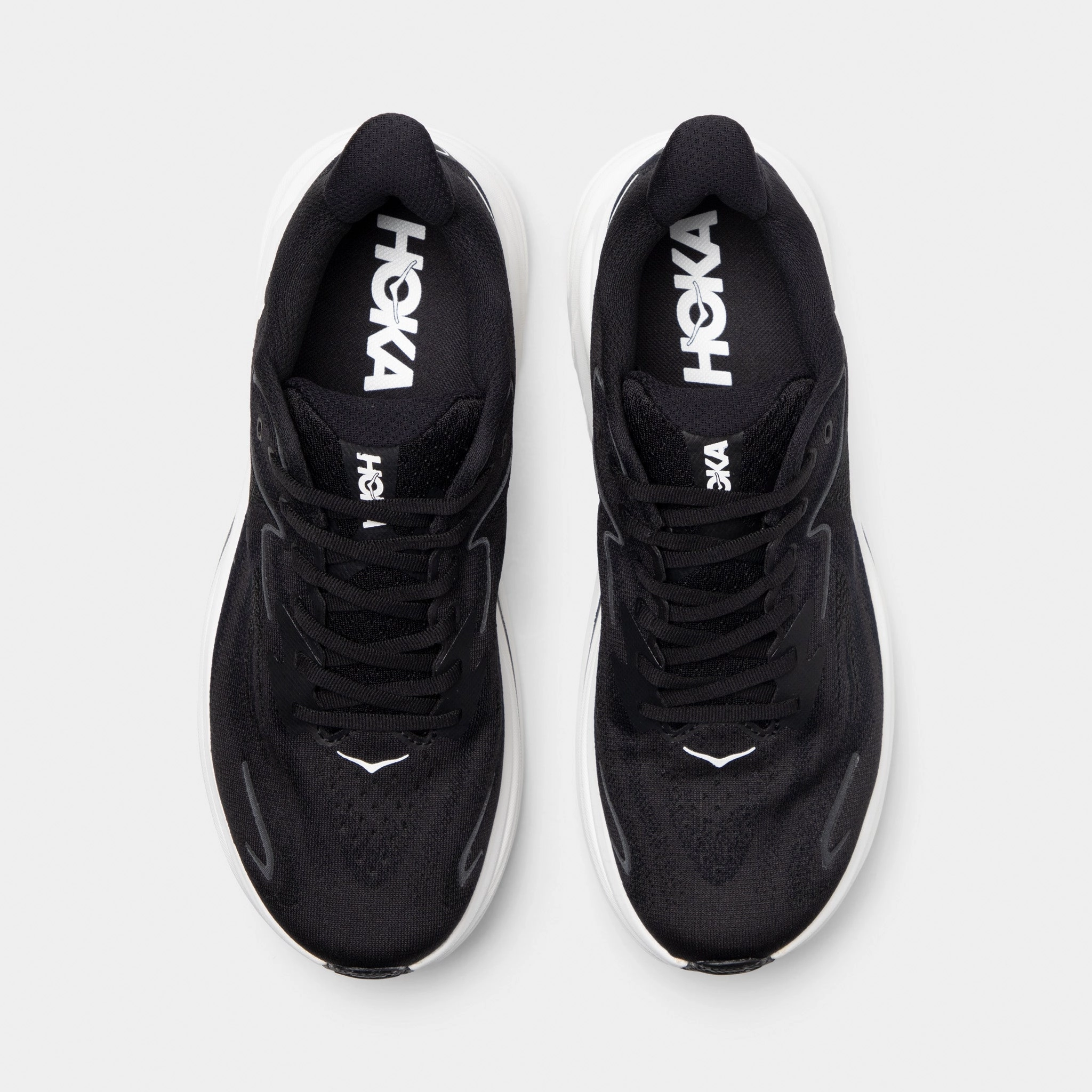 Hoka Clifton 10 Black / White