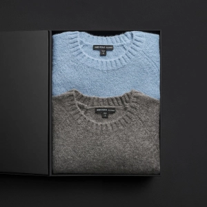 Men's Lightweight Textured Cashmere Crew Gift Set - Thunder/Azure