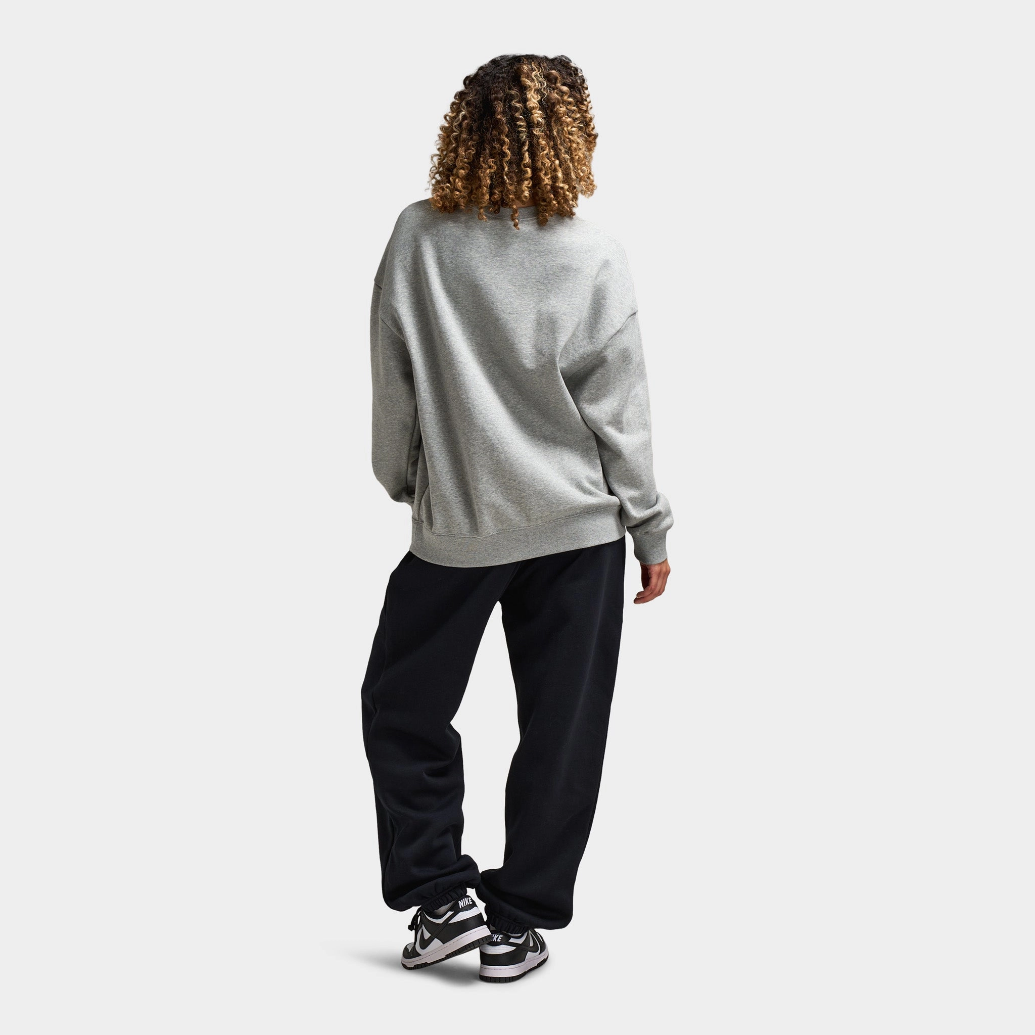 Nike Sportswear Women's Club Fleece Loose Crewneck Dark Grey Heather / White